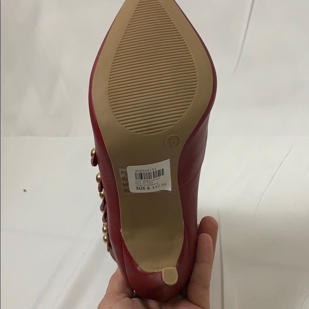 Boots - Picture 3 of 5